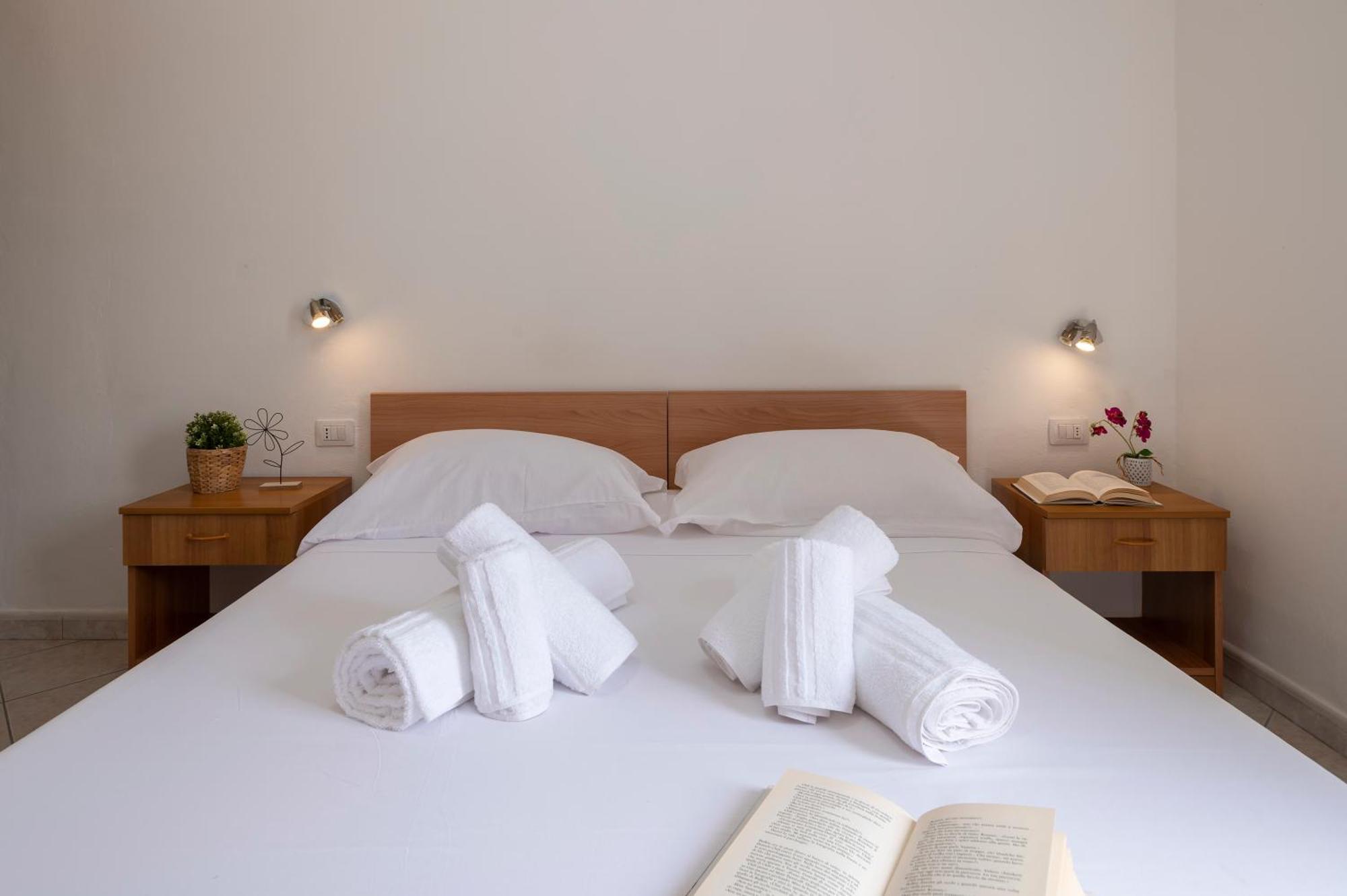 Oasis Guest House Альгеро Экстерьер фото